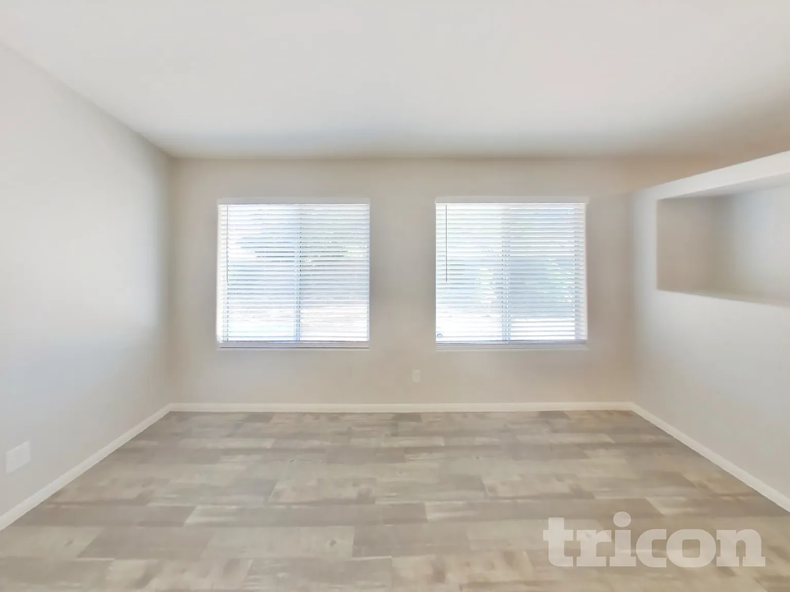 850 Coach House Road Henderson NV — Photo 3