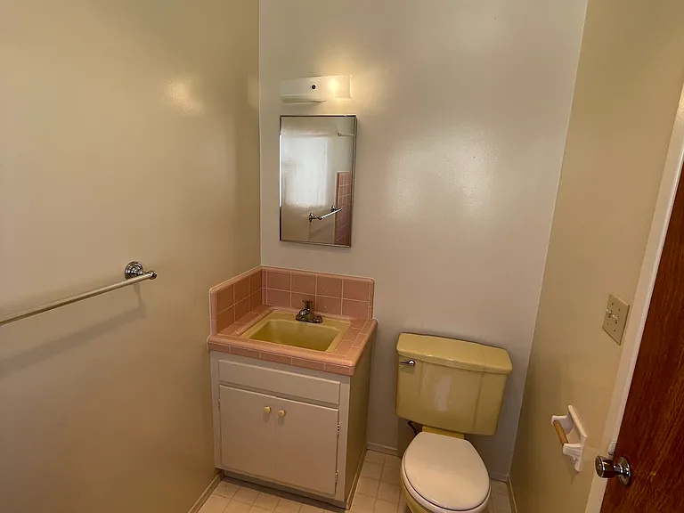 1810 Cypress Ave #14 — Photo 7