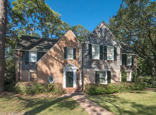 1936 Larchmont Rd, Houston, TX 77019