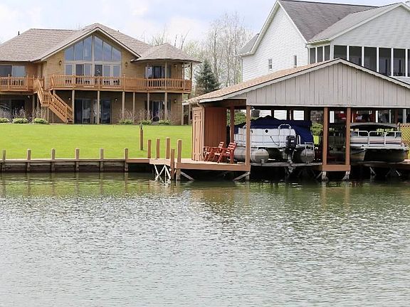 2nd image of 4081 Apple Valley Dr