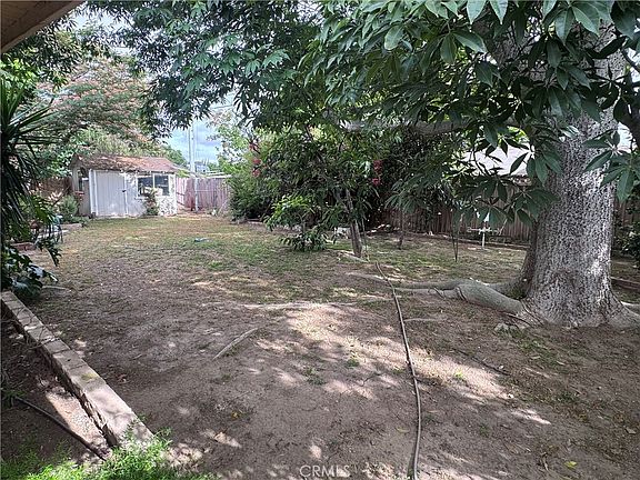 3rd image of 19509 Stagg St