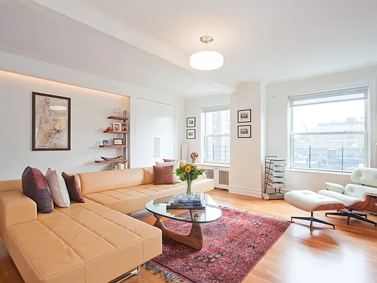 Sold by Sotheby's International Realty | media 14