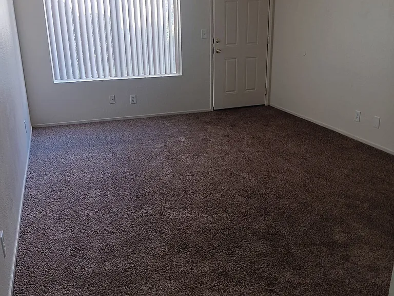 VICTORIA PARK APARTMENTS — Photo 10