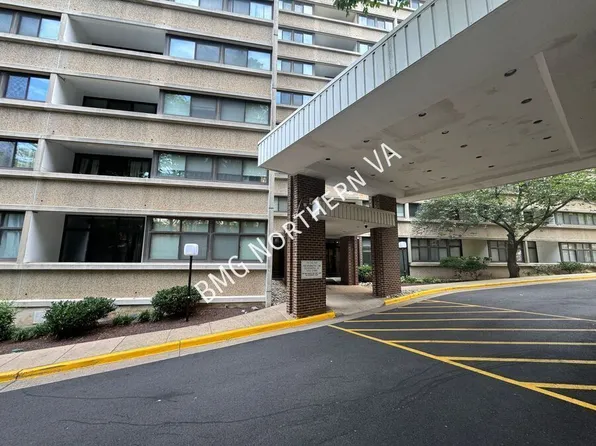 5911 Edsall Rd, Alexandria, VA
