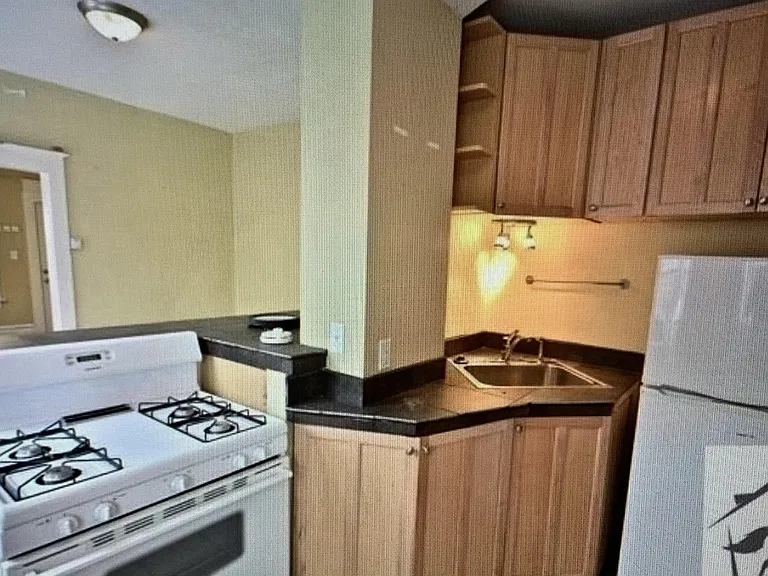 1470 S Edison St #2 — Photo 4