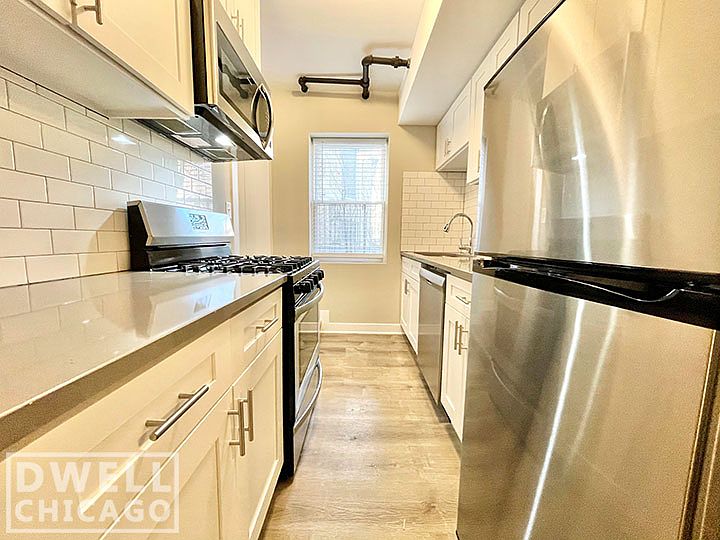 1st image of 3426 N Elaine Pl #G