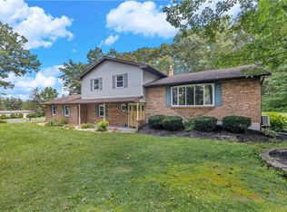 506 Hamlet Dr, Effort, PA 18330
