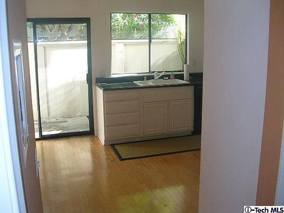 3rd image of 8 Seascape Dr