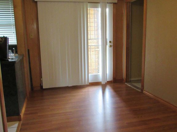 5th image of 2810 NW Ozmun Ave