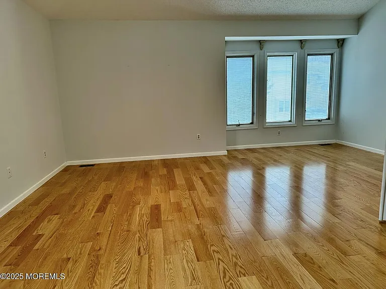 166 La Quinta Ct — Photo 11