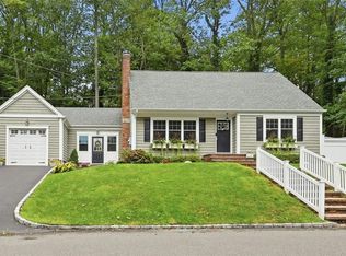 29 Harrison Drive, Northport, NY 11768