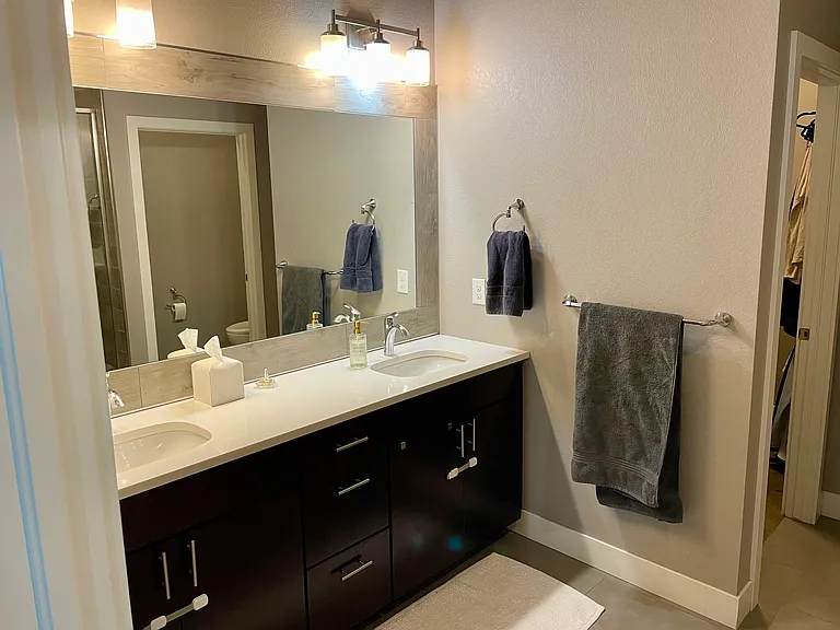 1733 Grove St #2 — Photo 37