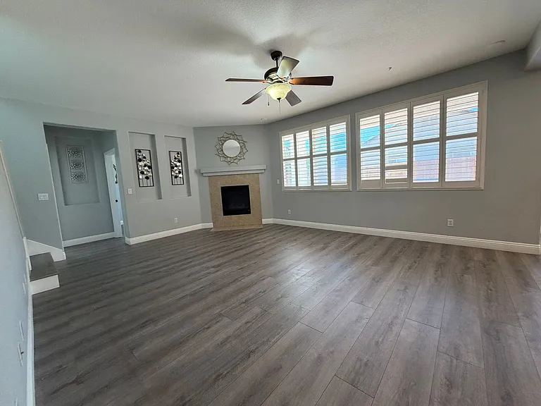 5418 Halas Ct — Photo 42