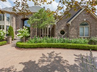 858 Andover Dr, Northville, MI