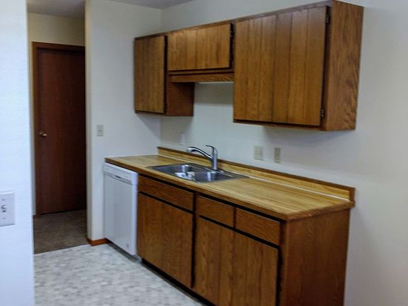 2nd image of 3220 9th St S APT 102
