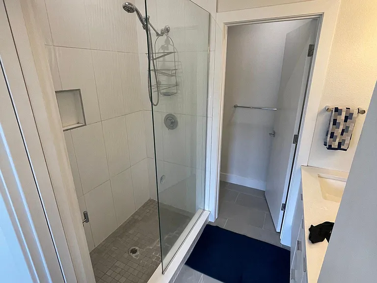 Master Bathroom Shower - 3rd floor