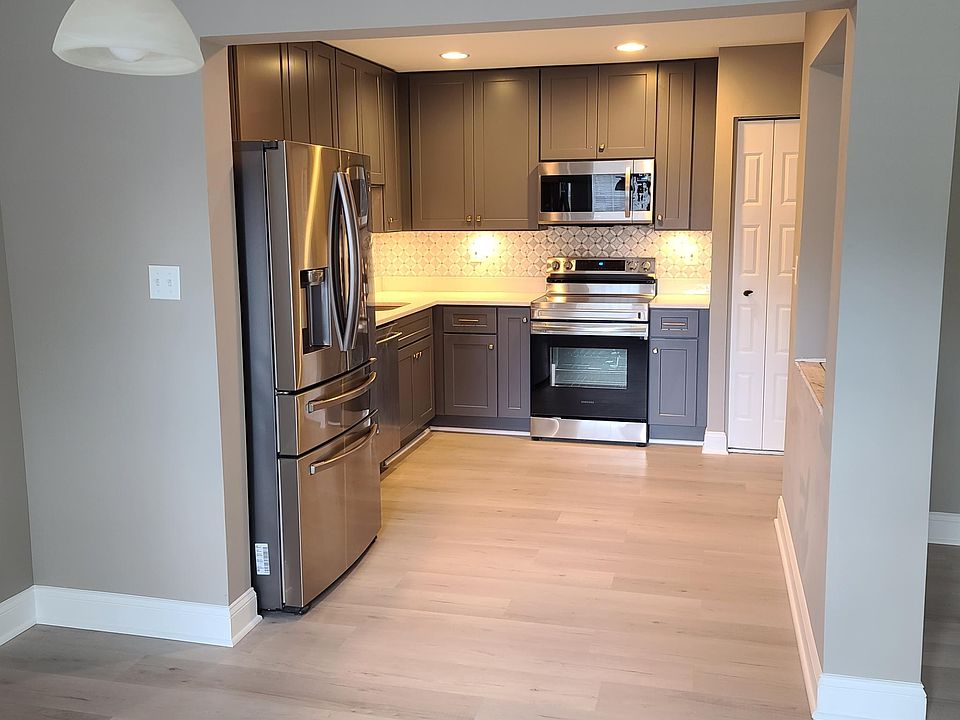 1st image of 14611 Monmouth Dr