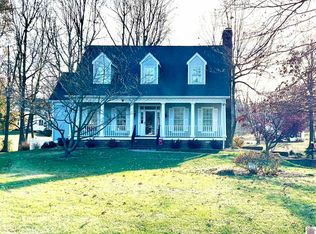 140 Willowcreek Rd, Paducah, KY 42003