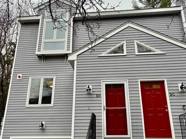 849 Boston Post Rd E APT 5H, Marlborough, MA 01752