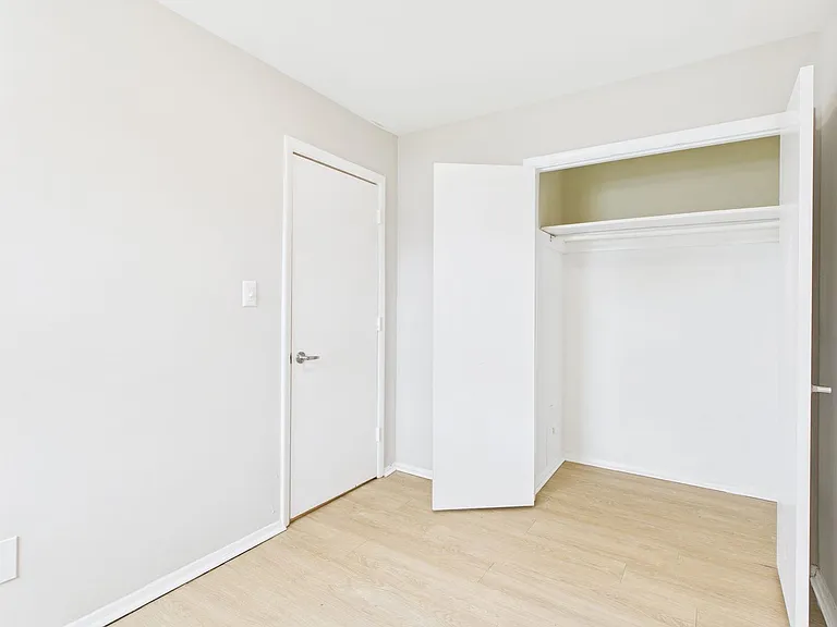 10 W 27th St — Photo 31