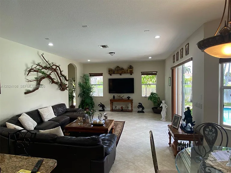 3885 E Hibiscus St — Photo 9