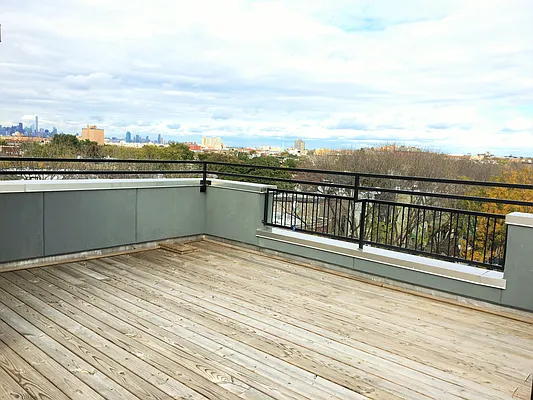 Rented by The Maverik Group LLC | media 16