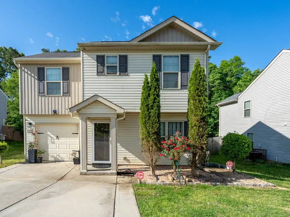 7329 Hidden Creek Dr, Charlotte, NC 28214