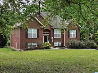 1462 Virginia Ln, Bessemer, AL 35023