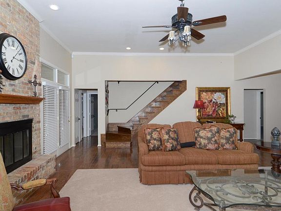 4th image of 7826 Tarrytown Ave