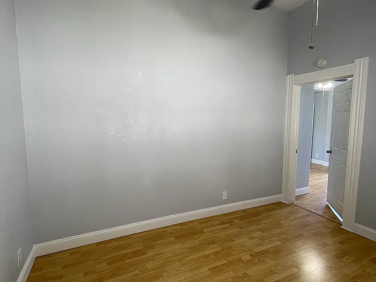 1705 Linden St #2 — Photo 25
