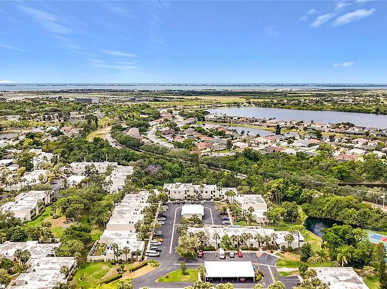 434 Palm Tree Dr #434 — Photo 42