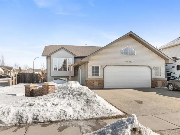 2113 W 52nd Ave, Lloydminster, AB T9V 3H2