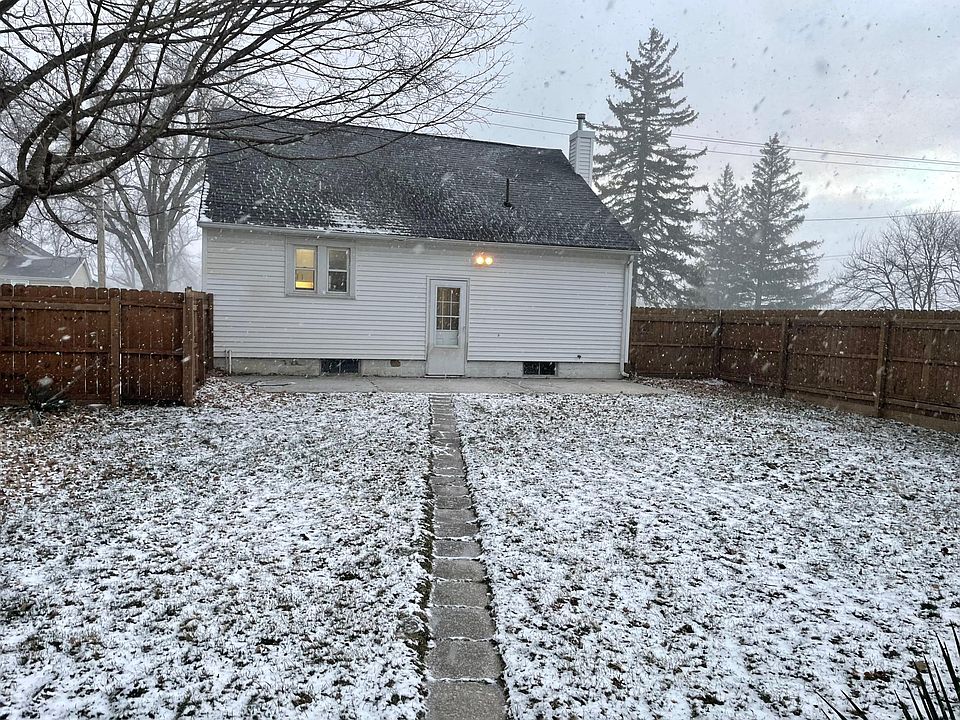 106 Main St, Congerville, IL 61729 Zillow