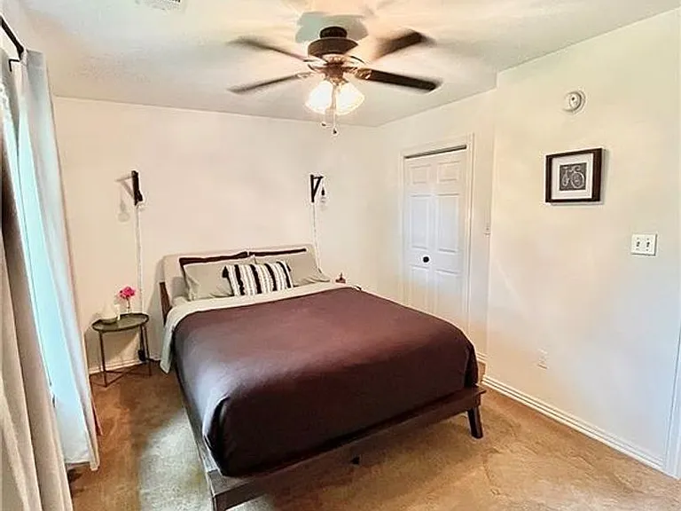 721 S Dockery Ln — Photo 12