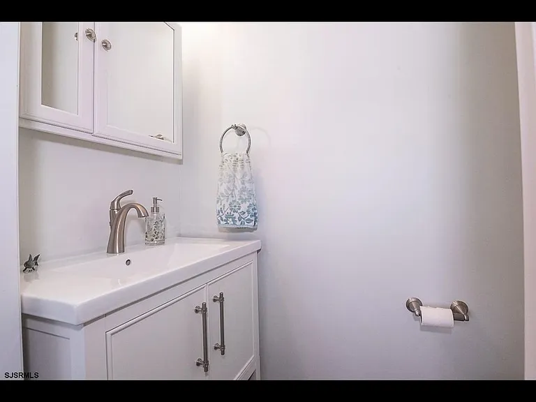 935 Ocean Ave #528 — Photo 9