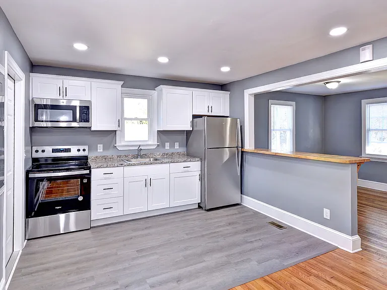 725 Jefferson Pl — Photo 11
