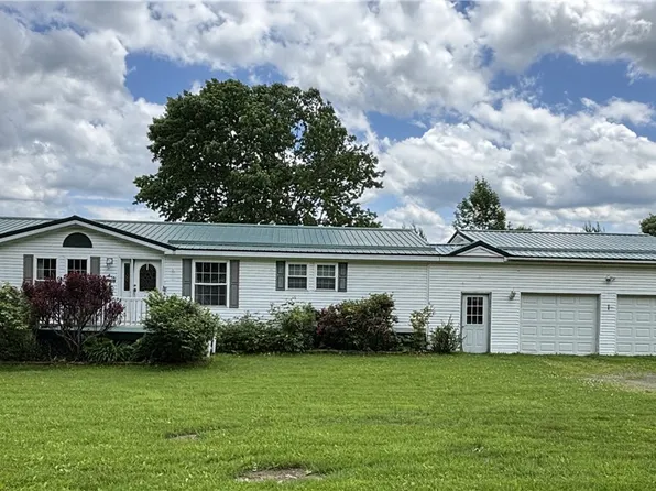 131 Dorr Edson Rd, Oneonta, NY 13820