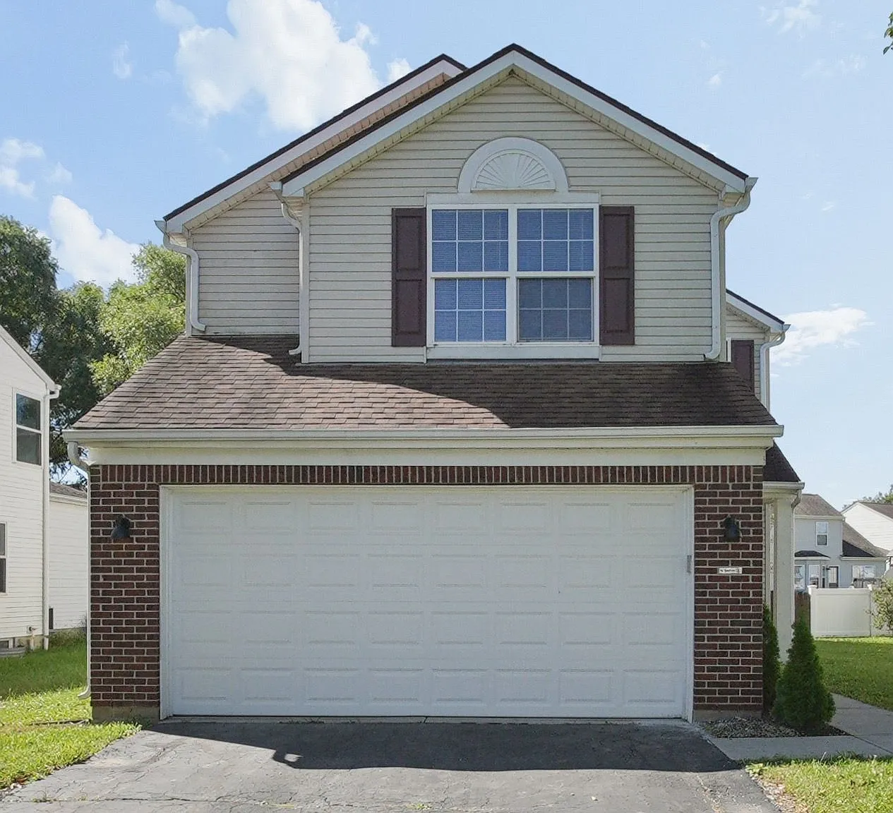 3 bed, 2.5 bath, 1775 sqft, $2,250 — Photo 1