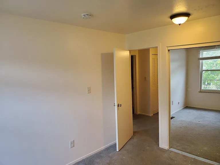 1111 Maxwell Ave #221 — Photo 9
