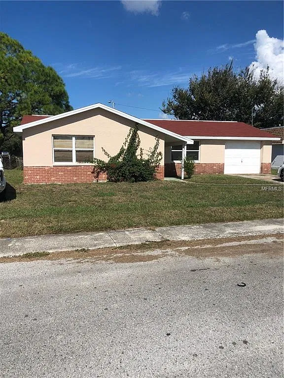 2 bed, 1114 sqft, $1,595 — Photo 1