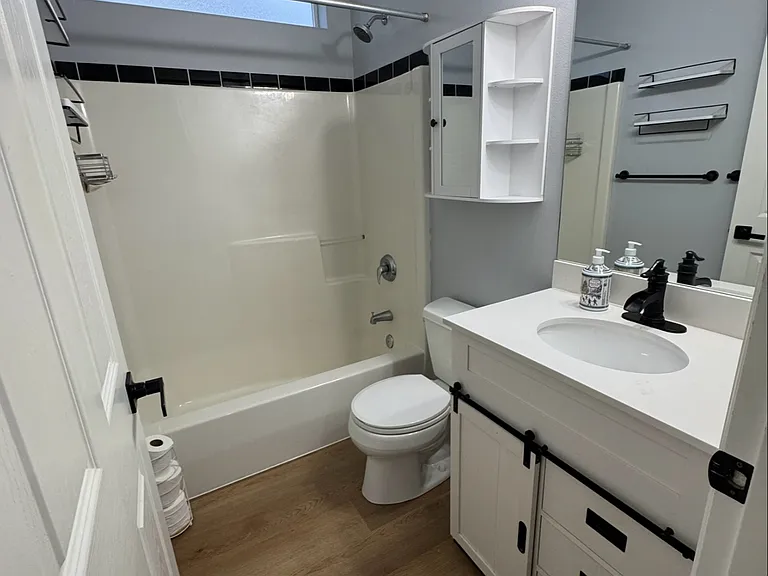4241 Springcreek Ln — Photo 12