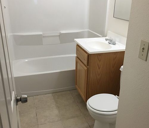 5th image of 3708 Lankershim Way