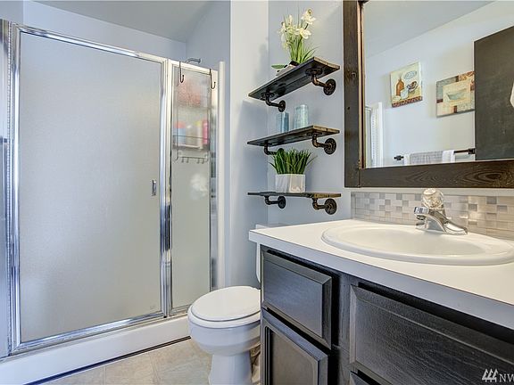 5th image of 17523 27th Ave NE #19