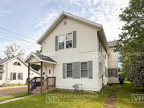 94 10th St Photo 1