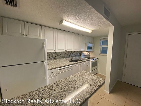 2nd image of 1045 Cocoanut Ave #11354912