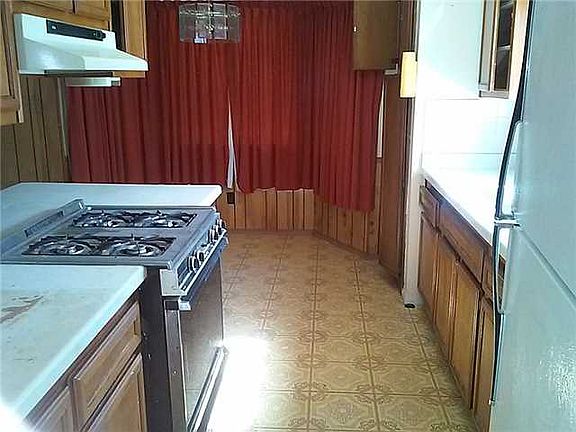 2nd image of 5736 Weatherford Ln