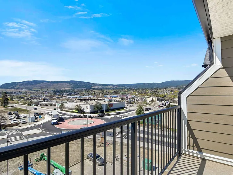 3501 Sonoma Pines Dr — Photo 1