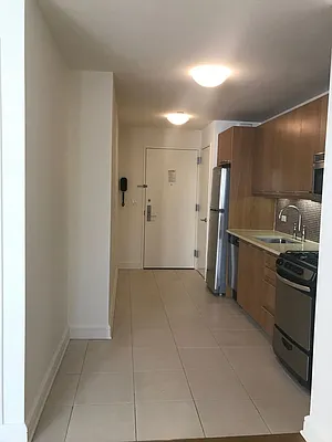 Rented by Windsor Property Management | media 17