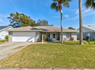 1183 Suwanee Rd, Daytona Beach, FL 32114