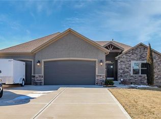 19754 Norton St, Spring Hill, KS 66083